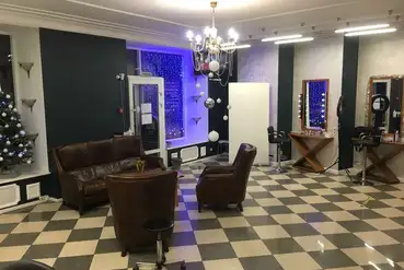 Санкт-Петербург | Салон красоты в центре. | RU007439